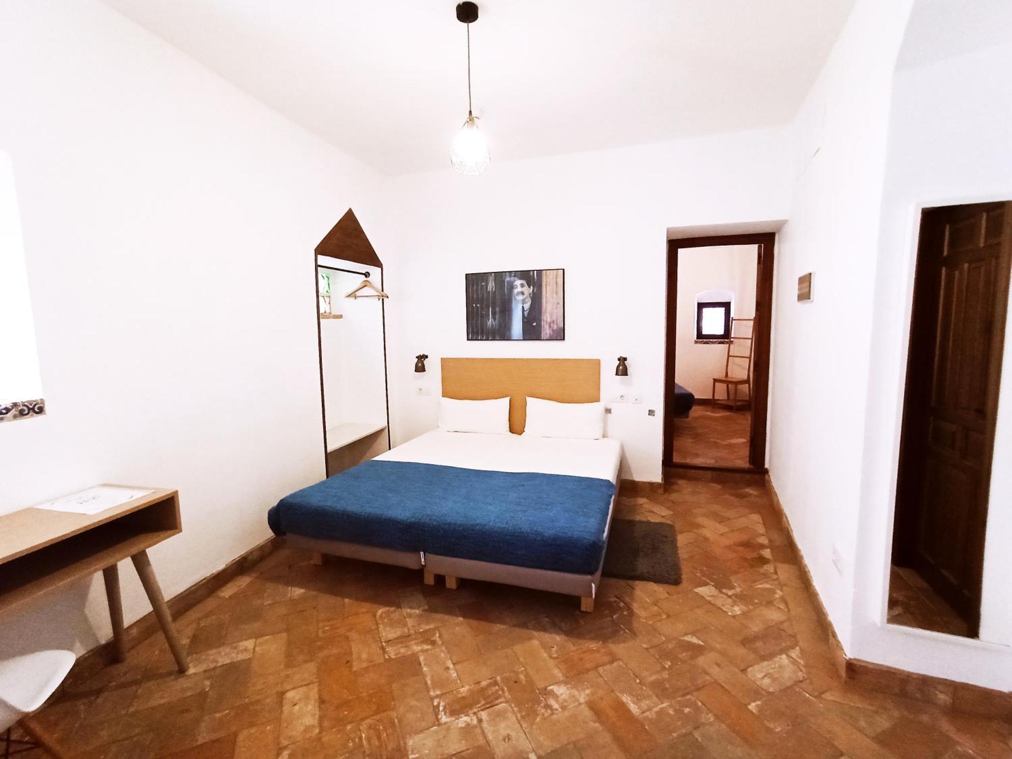 Hostal Cafe Frenteabastos Καρμόνα Εξωτερικό φωτογραφία