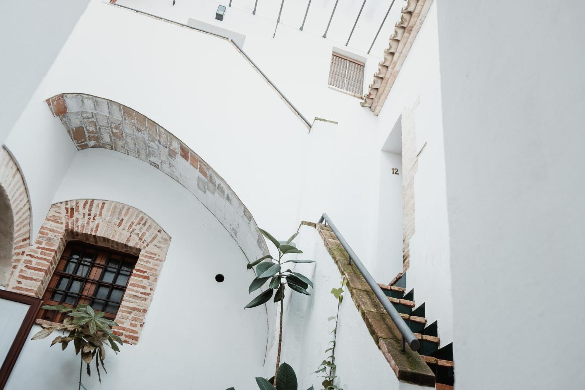 Hostal Cafe Frenteabastos Καρμόνα Εξωτερικό φωτογραφία