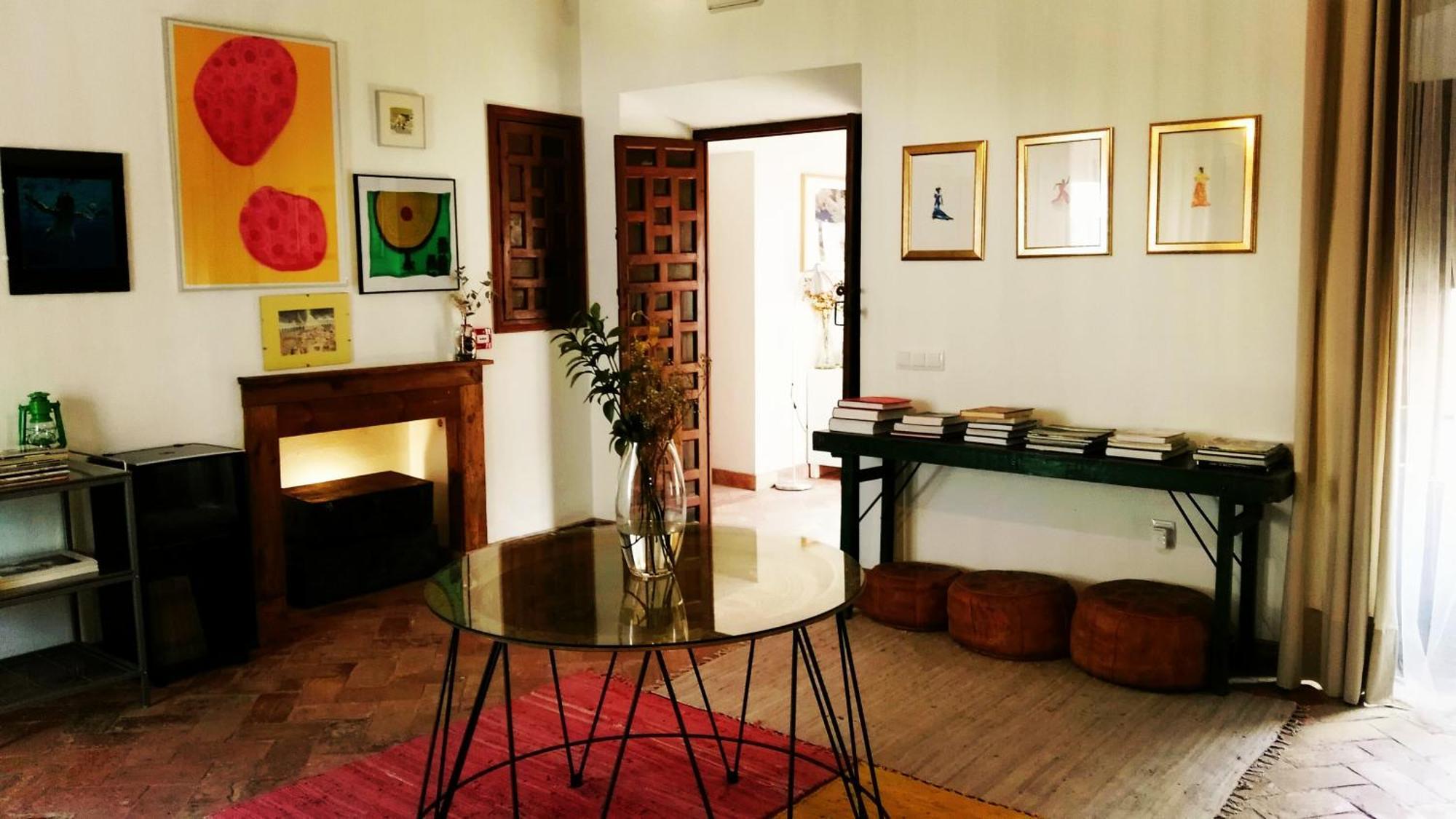 Hostal Cafe Frenteabastos Καρμόνα Εξωτερικό φωτογραφία
