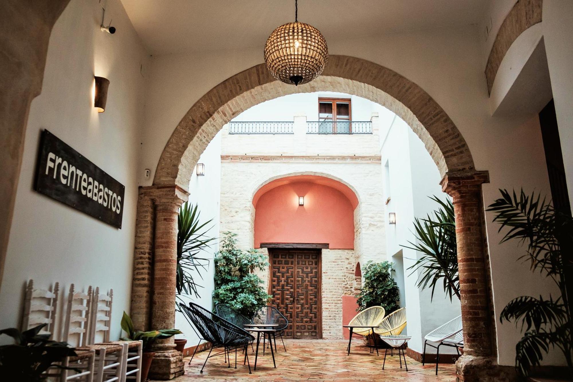 Hostal Cafe Frenteabastos Καρμόνα Εξωτερικό φωτογραφία