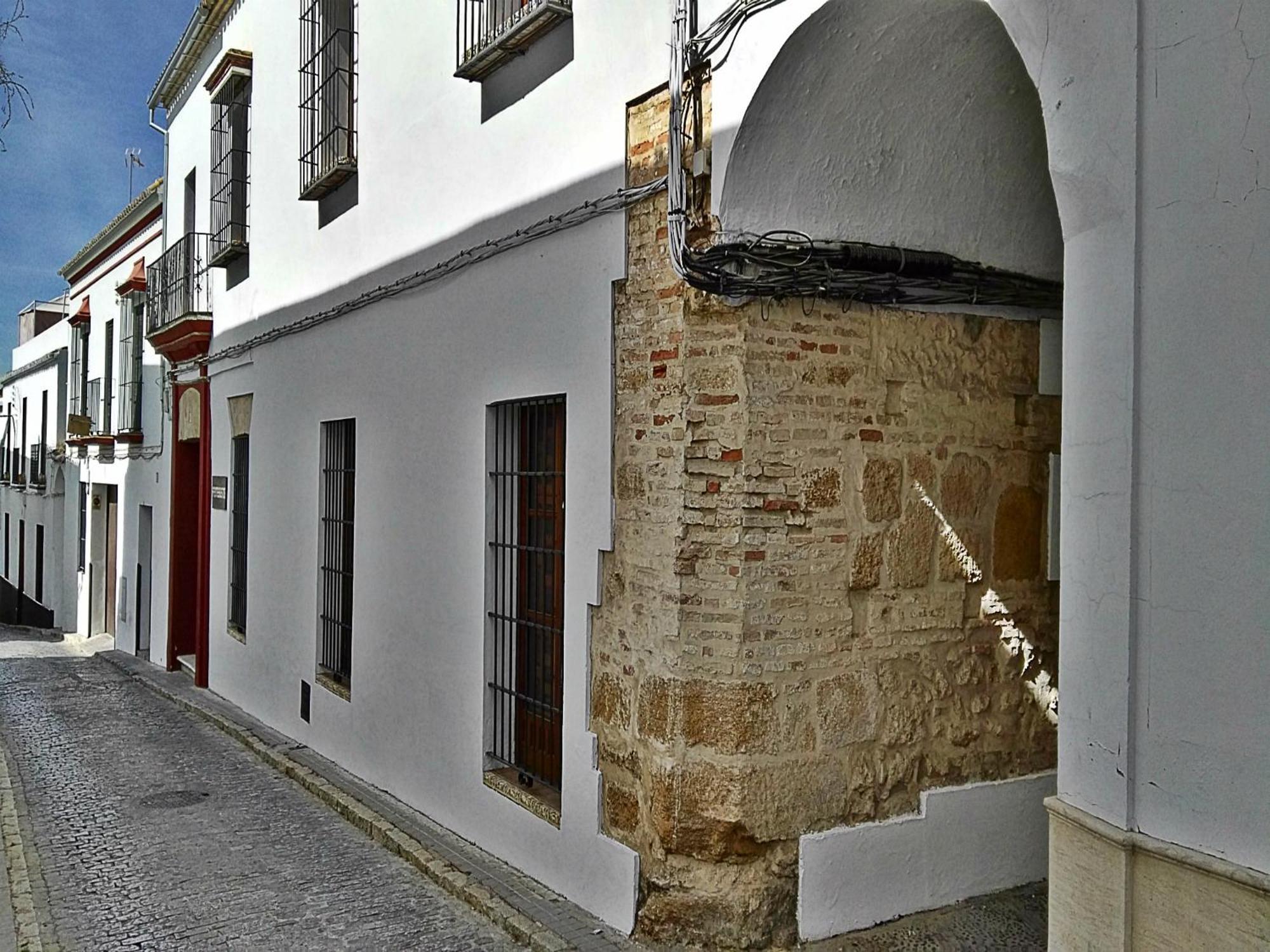 Hostal Cafe Frenteabastos Καρμόνα Εξωτερικό φωτογραφία