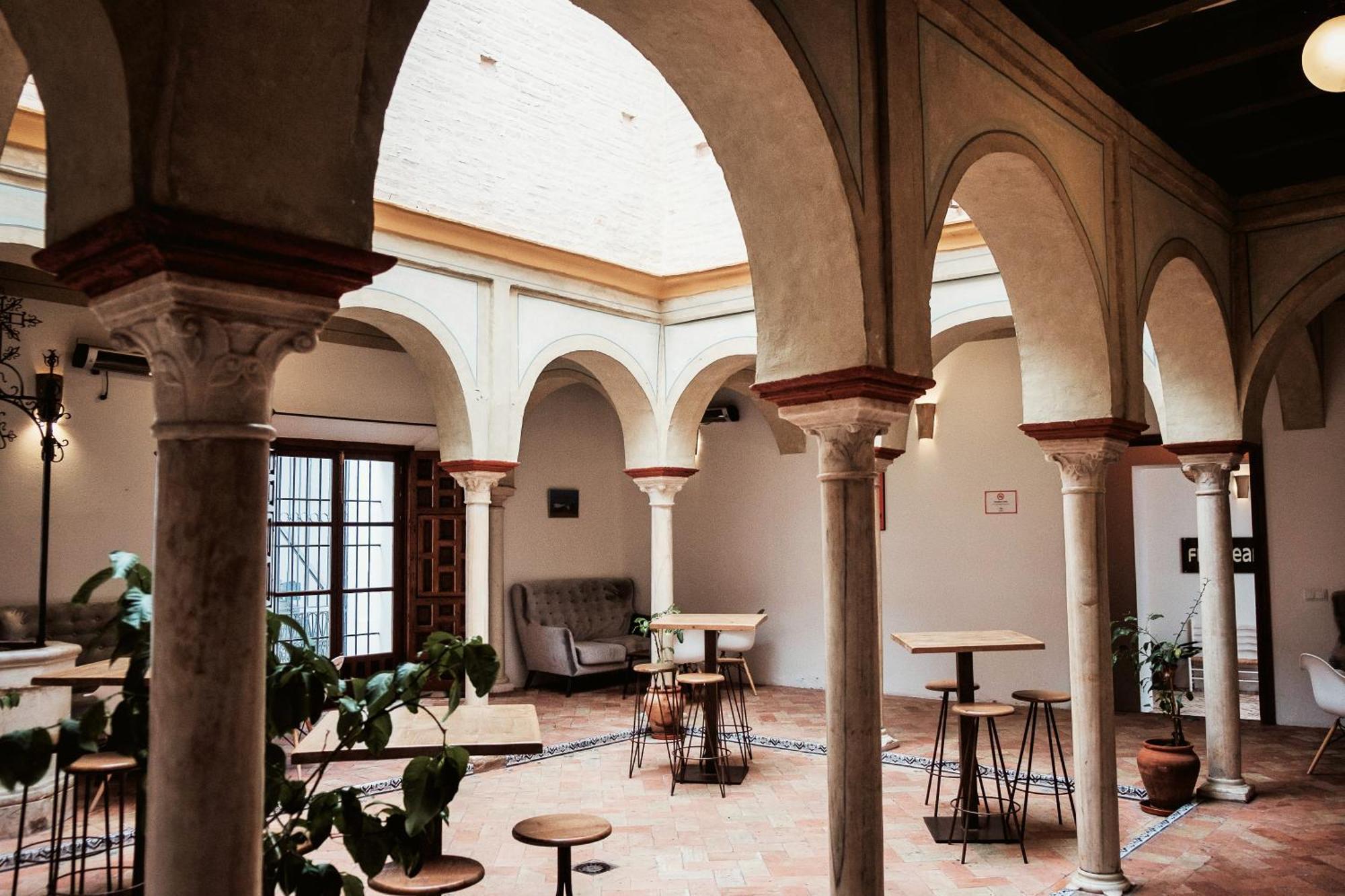 Hostal Cafe Frenteabastos Καρμόνα Εξωτερικό φωτογραφία
