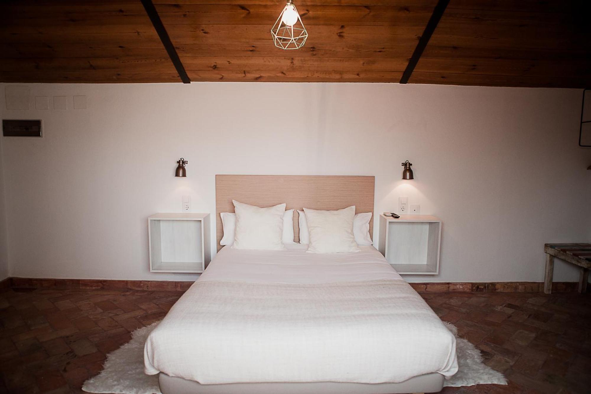 Hostal Cafe Frenteabastos Καρμόνα Εξωτερικό φωτογραφία