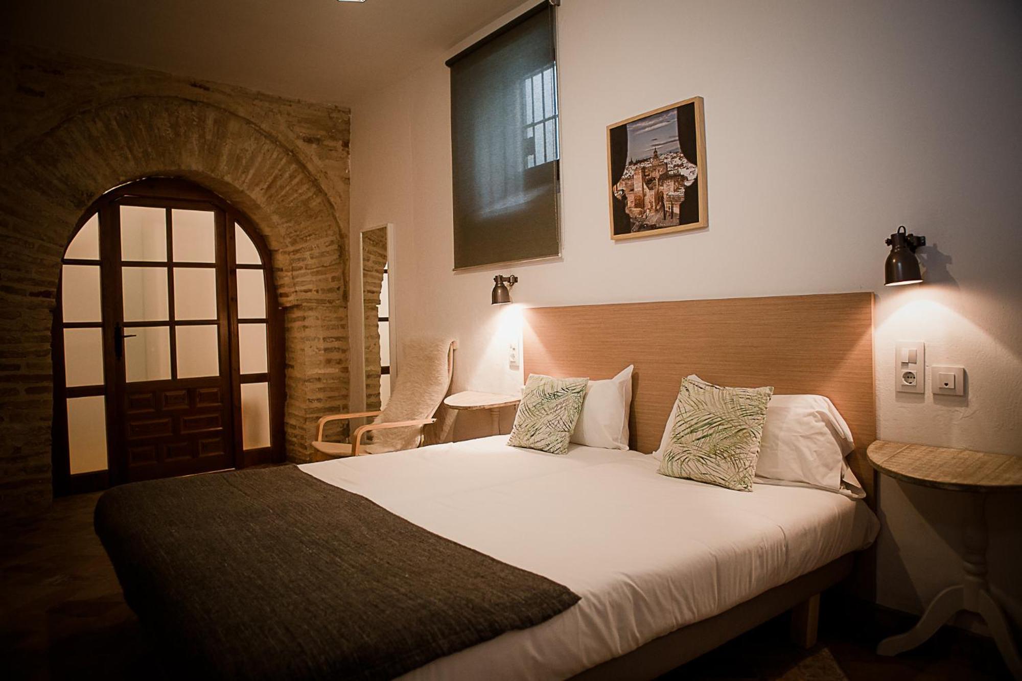 Hostal Cafe Frenteabastos Καρμόνα Εξωτερικό φωτογραφία